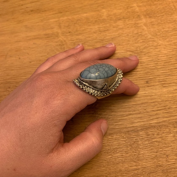 Stone ring - Picture 2 of 2